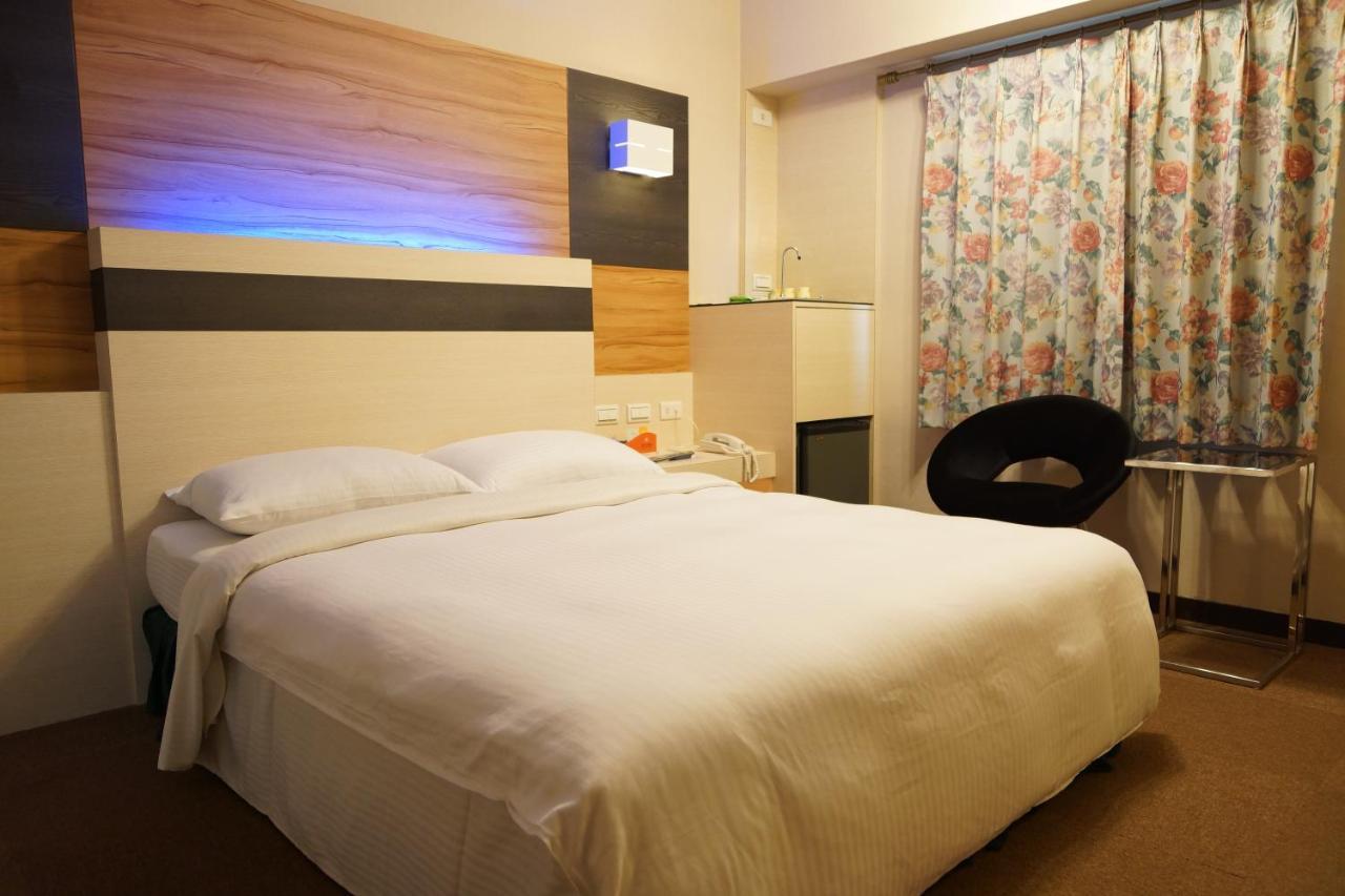 Ying Dai Hotel Tainan Zewnętrze zdjęcie