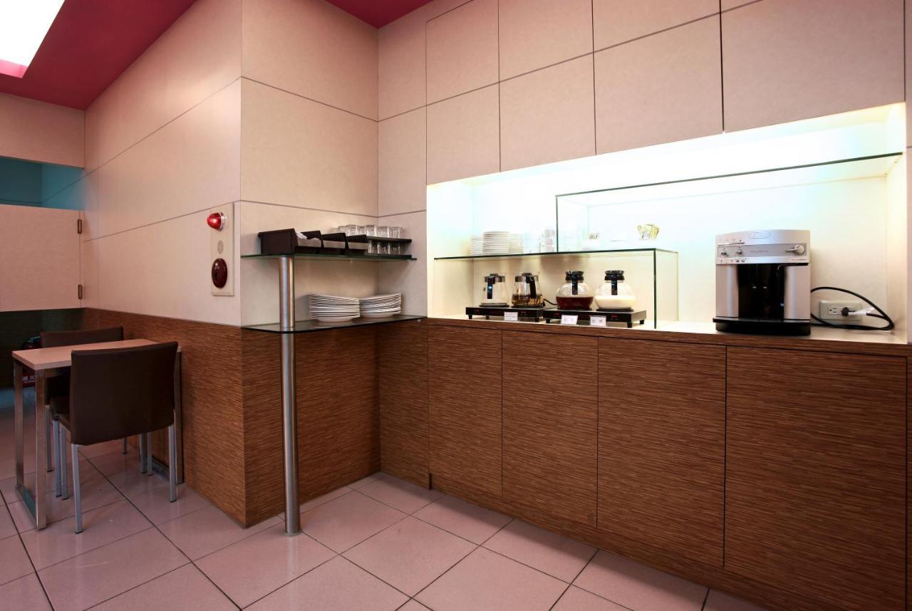 Ying Dai Hotel Tainan Zewnętrze zdjęcie